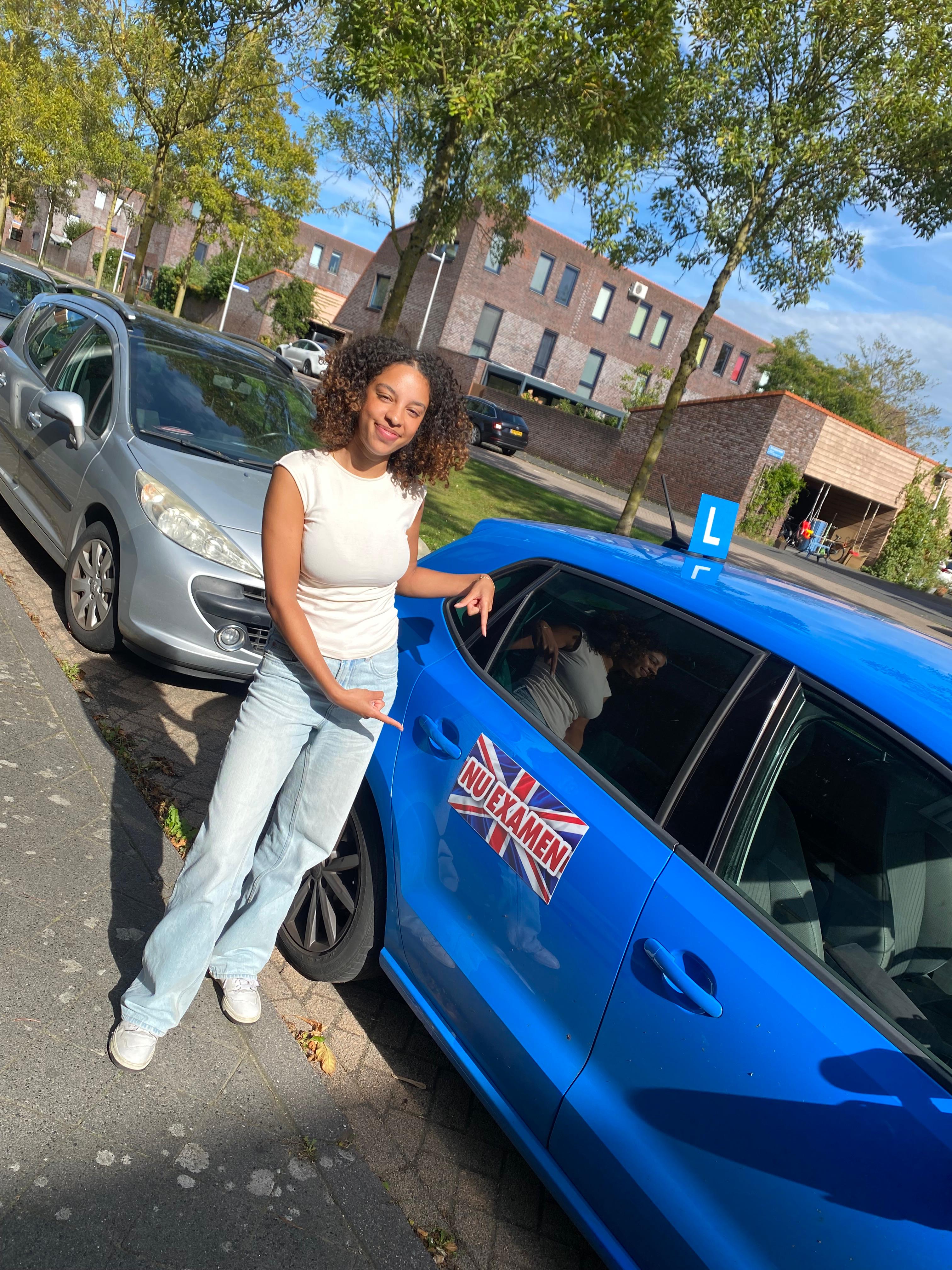 Geslaagde leerling bij Rijschool Pary